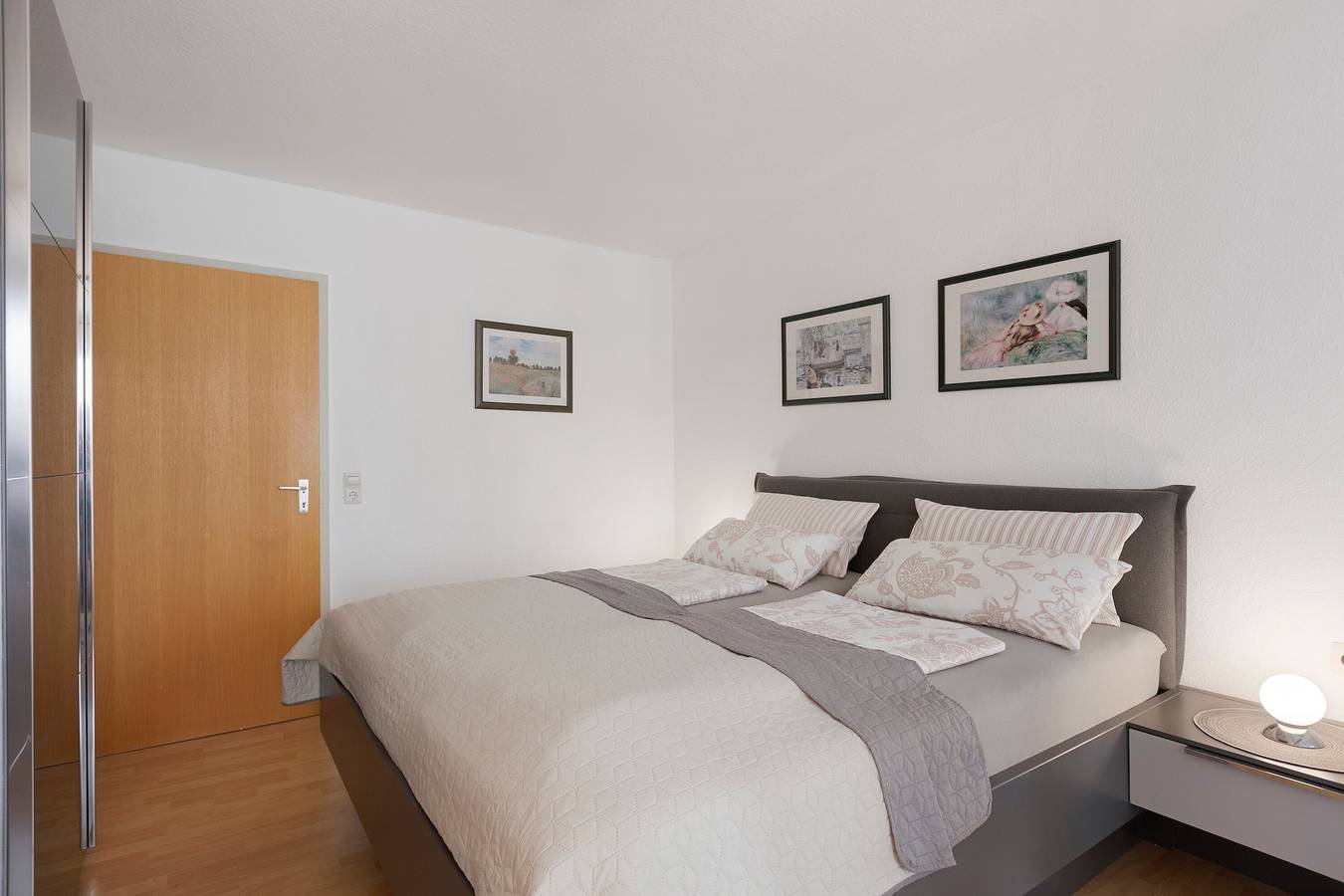 Ganze Wohnung, Feriewohnung Nr.3 mit Terrasse, ruhig und Nähe Solemar Therme in Bad Dürrheim, Mittlerer Schwarzwald