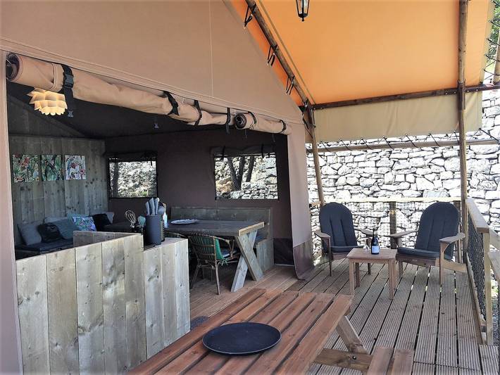 Gîte pour 5 personnes, avec piscine ainsi que terrasse et jardin à Lodève - 3