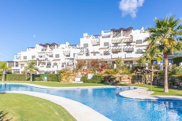 Gîte pour 4 personnes, avec terrasse et piscine à Estepona - 4