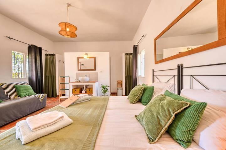 Chambre d’hôte pour 2 personnes, avec Terrasse et Jardin ainsi que Piscine et Vue à Arenas - 3