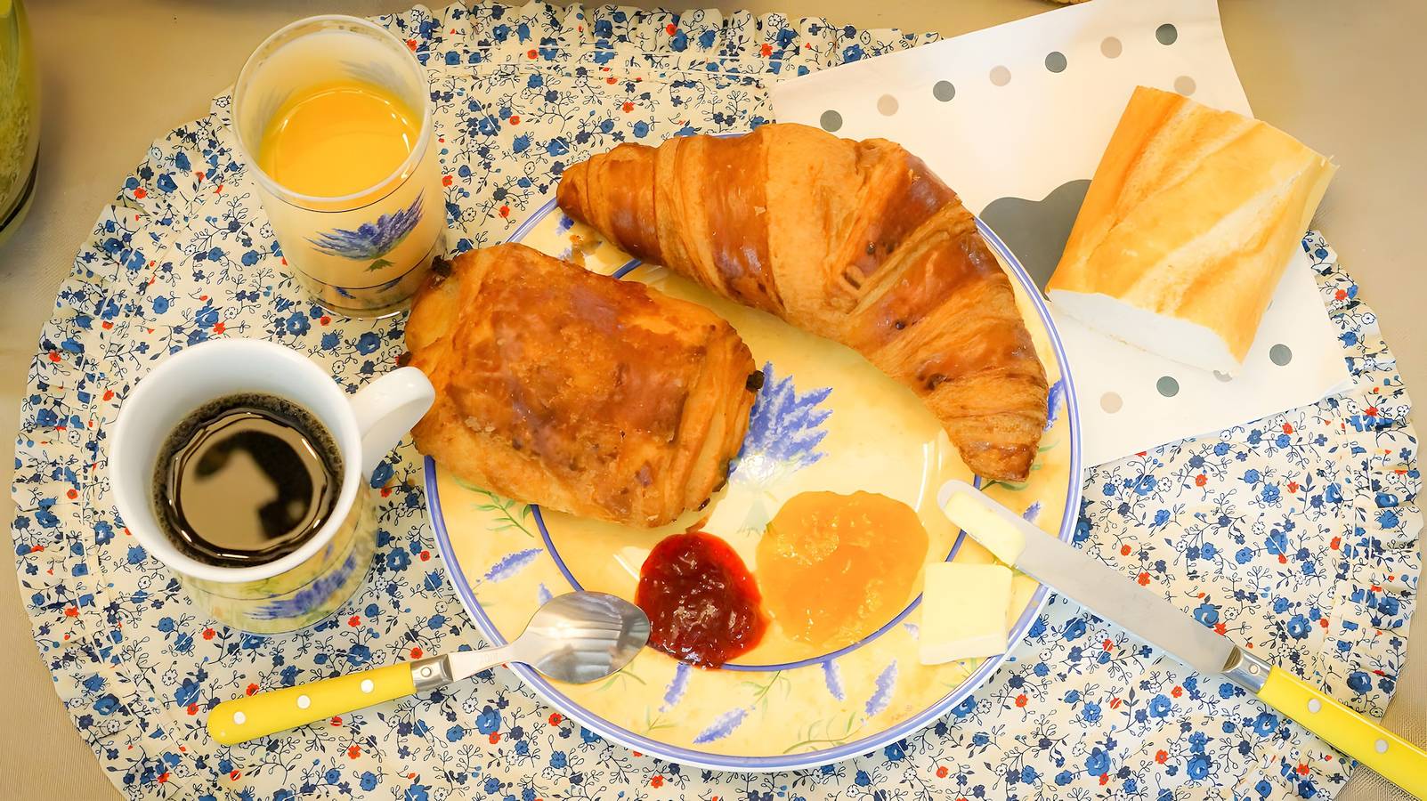 Bed & Breakfast 'Le Manoir Du Tertre' met gedeeld terras, tuin en wifi, foto 15