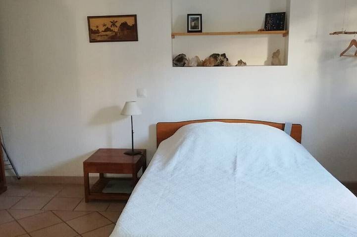 Location de vacances pour 10 personnes, avec terrasse et jardin, animaux acceptés à Aubord - 2