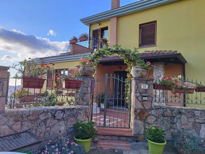 Appartamento vacanze per 3 persone, con balcone e panorama, adatto a famiglie con bambini - 1
