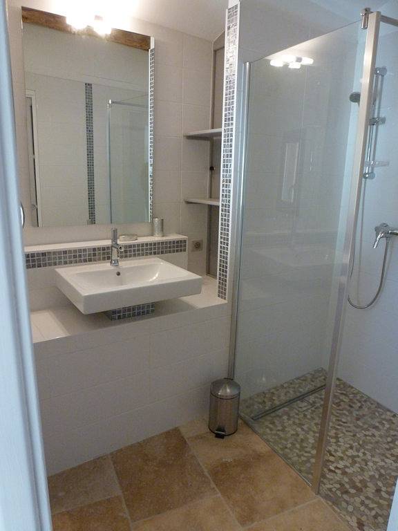 Appartement entier, Olivia - Gîtes au Fil de l'Eau in Malaucène, Parc naturel régional du Mont-Ventoux