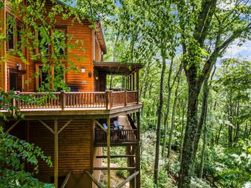 Vacation House for 14 Guests in Seven Devils, Watauga County, Picture 3