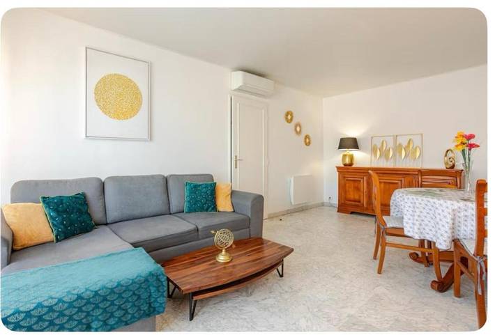 Gîte pour 4 personnes, avec balcon et vue dans Plage Beau Rivage Saint Raphael - 3