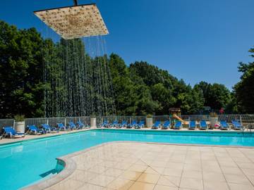 Ferienpark für 6 Personen, mit Kinderpool und Terrasse sowie Garten, mit Haustier in Südfrankreich