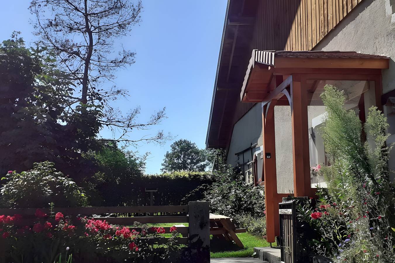 Casa de vacaciones «Antigua Pequeña Granja»: vistas a la montaña, terraza compartida, Wi-Fi in Mouthe-Lac et Mont d’Or, Parc naturel régional du Haut-Jura