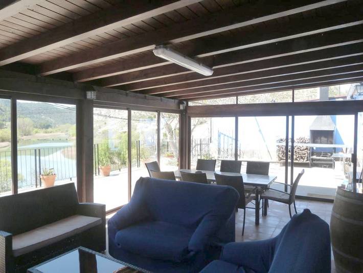 Casa rural para 10 personas, con Terraza y Jardín además de Piscina y Vistas al lago en Tolosa (Alcalá del Júcar)