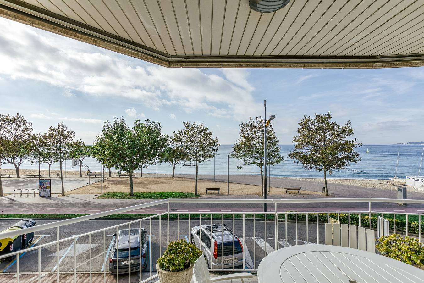 Ganze Wohnung, Ferienwohnung "Carrer Del Mar" mit Meerblick, privater Terrasse und Wlan in Palamós, Costa Brava