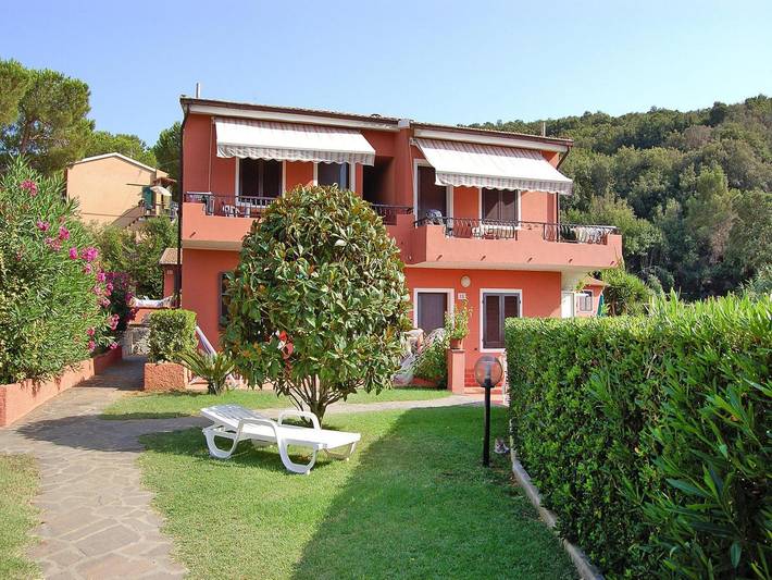 Appartamento per 3 persone, con giardino, con animali domestici in Capoliveri