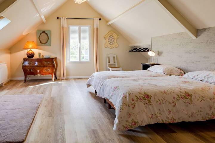 Location de vacances pour 5 personnes, avec jardin à Fontaine-Henry - 2