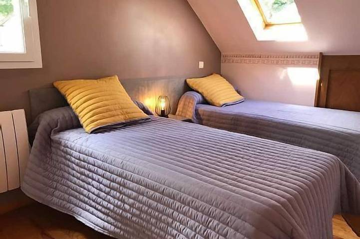 Location de vacances pour 4 personnes, avec piscine ainsi que jardin et terrasse à Lanne-en-Barétous - 3