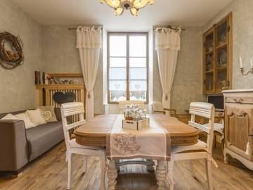 Gîte pour 4 personnes, avec terrasse à Laignes