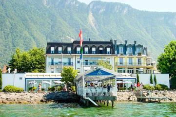 Hôtel pour 2 personnes, avec vue sur le lac ainsi que terrasse et vue à Villeneuve (Suisse)
