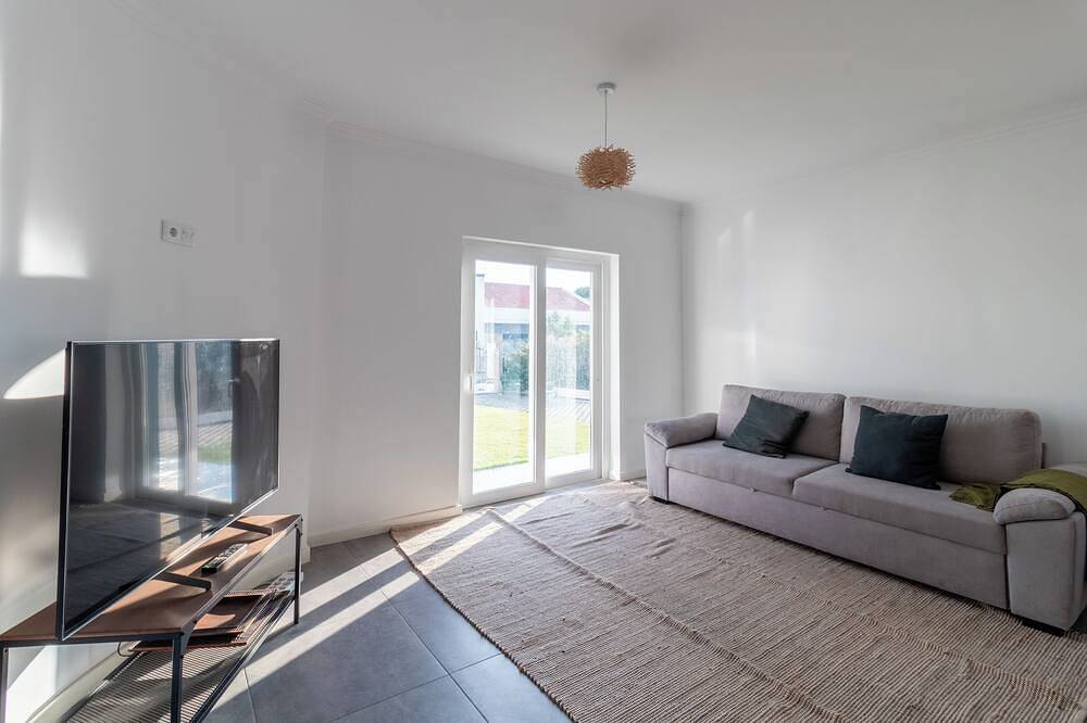 Casa do Mural - Heated pool, games room, garden and beaches nearby! in Praia do Meco, Sesimbra (Castelo)