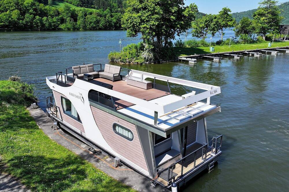 Hausboot bei Passau in Windorf, Passauer Land