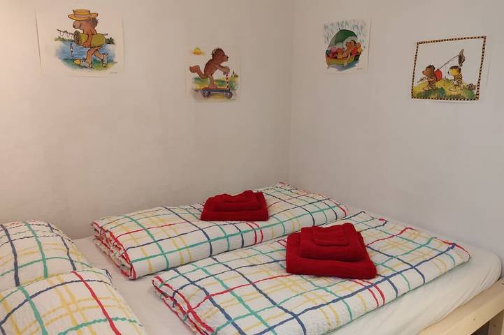 Ganze Wohnung, Kleine 3-Zimmer-Wohnung mit großer Terrasse, 150m zum See in Unteruhldingen, Uhldingen-Mühlhofen