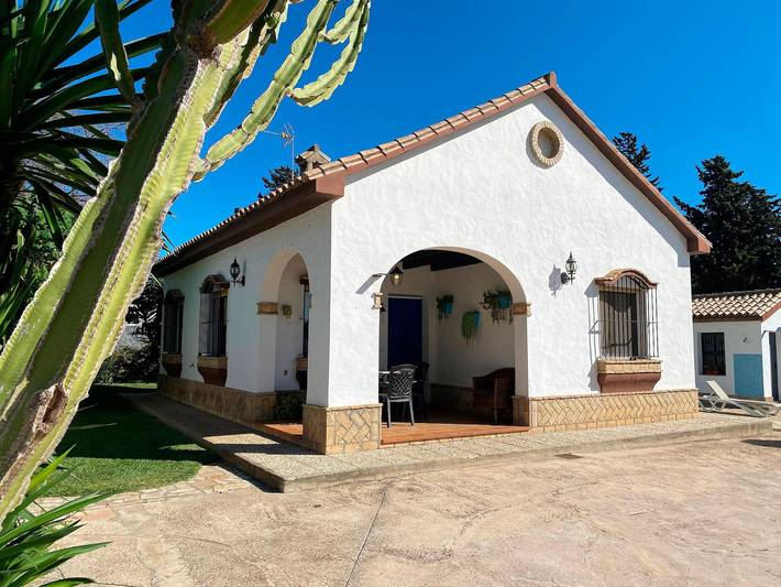 Casa de vacaciones para 4 personas, con piscina además de jardín y terraza, Se admiten mascotas en La Janda - 3