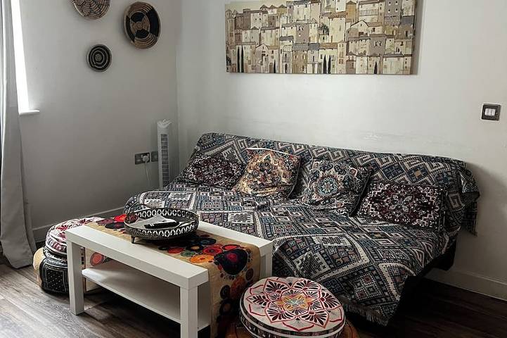 Apartment for 6 people in Northampton