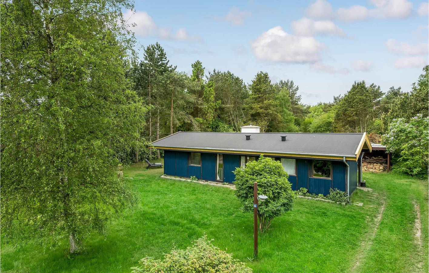 Feriehus for 5 personer med terrasse in Rågeleje, Kattegat