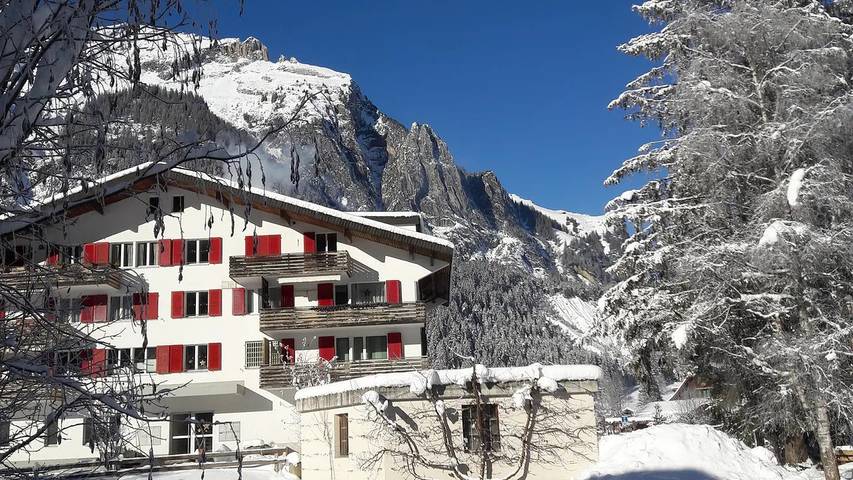 Ferienwohnung für 6 Personen, mit Balkon in Kandersteg