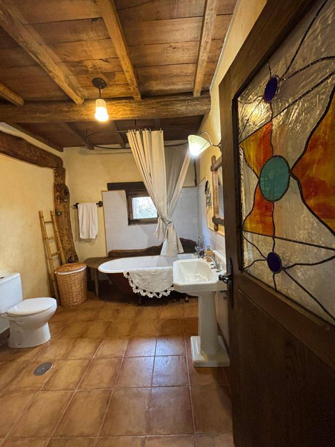Casa rural para 10 personas, con Balcón y Terraza además de Jardín y Piscina en Ozuela - 4