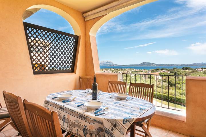 Gîte pour 4 personnes, avec balcon et jardin à Pittulongu - 3