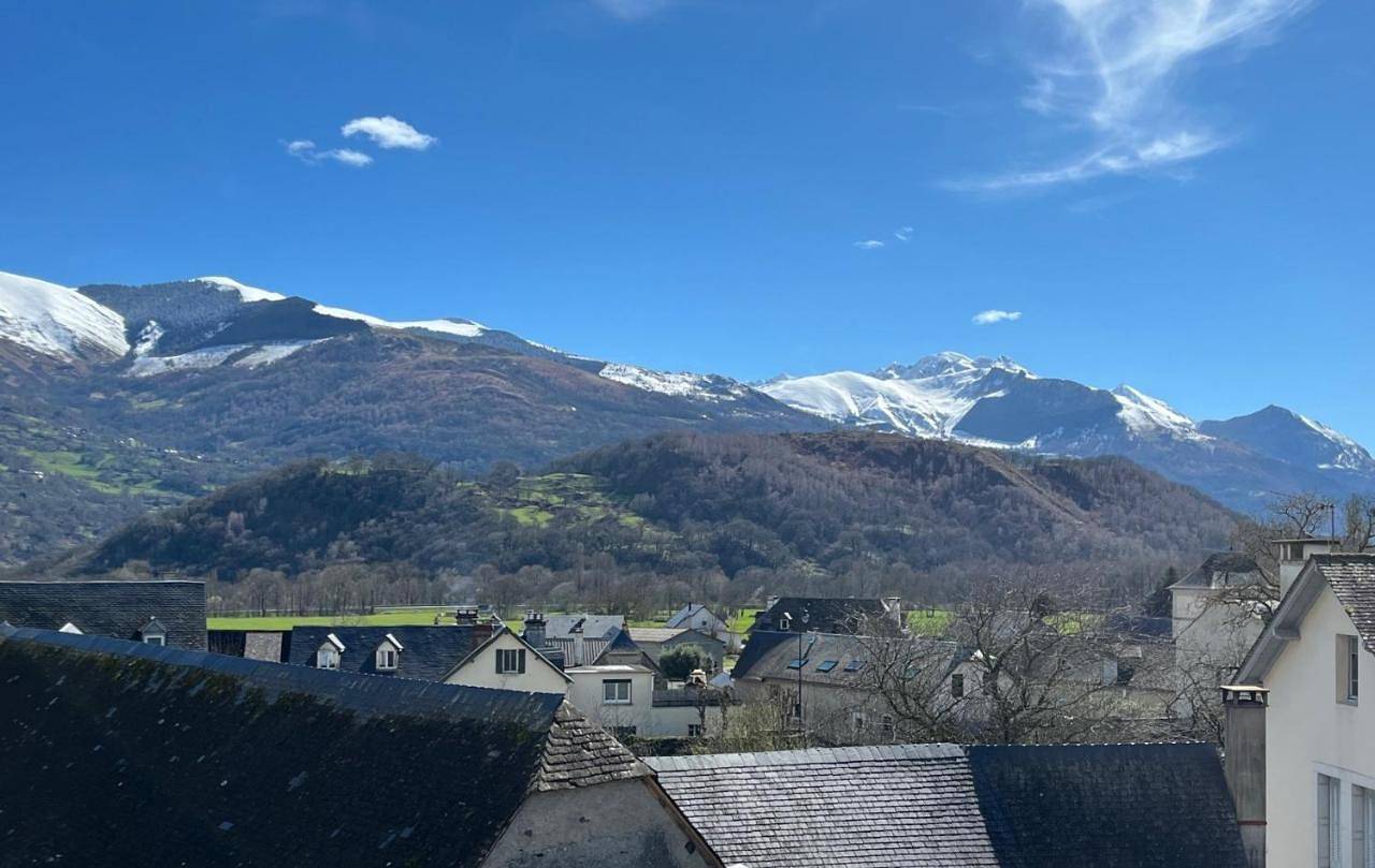 Appartement entier, Grand appartement vue montagne in Ayzac-Ost, Pyrénées
