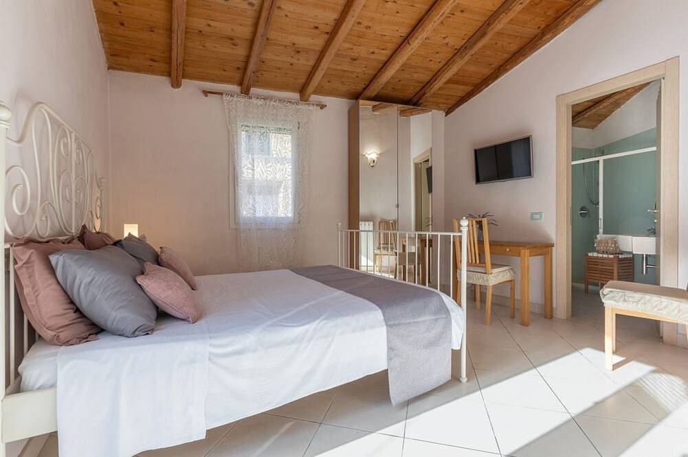 Appartamento intero, Guesthost - Ponte della Pitagora Apartment in Comacchio, Provincia di Ferrara