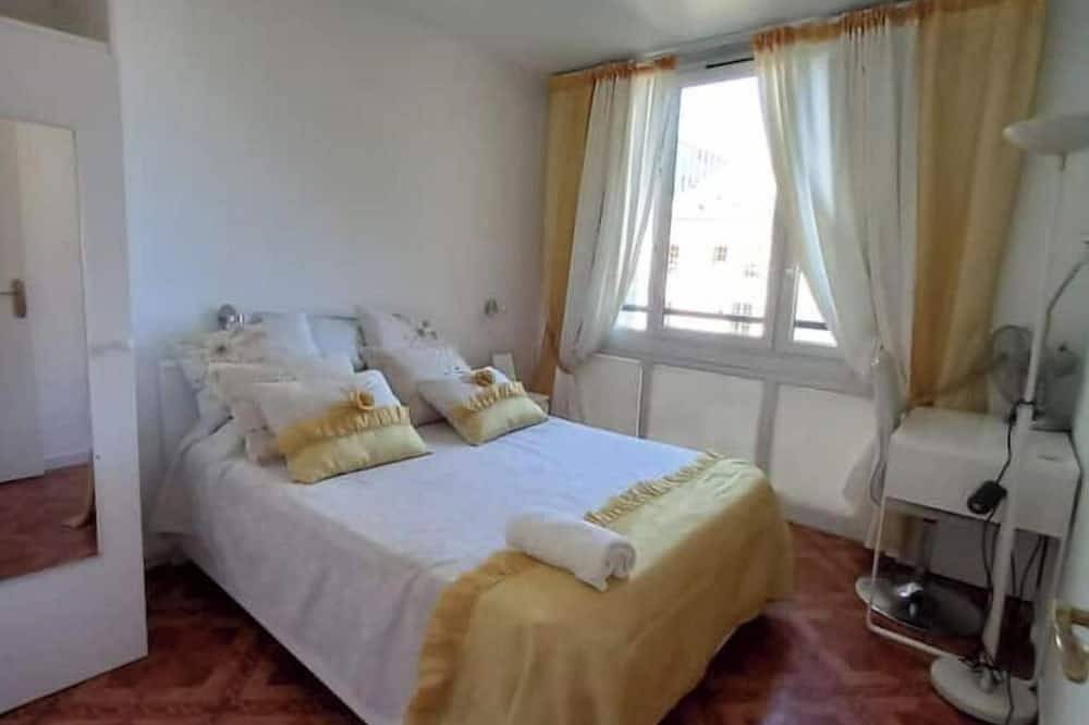 Apartamento entero, Appartement 3 Chambres Proche de Paris des Lacs et de la Foret in Meudon, Altos del Sena