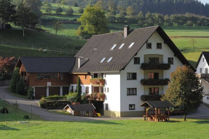Ferienwohnung für 6 Personen, mit Garten - 1