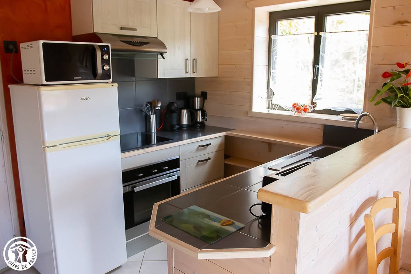 Chalet de Passiflore in Chambon-sur-Lac, Parc naturel régional des Volcans d'Auvergne