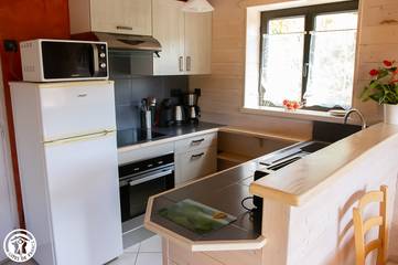 Gîte pour 5 Personnes dans Chambon-sur-Lac, Région de Besse-et-Saint-Anastaise, Photo 2