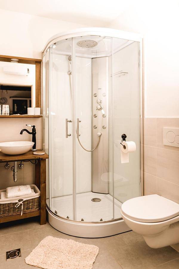 Gîte pour 2 personnes, avec terrasse, animaux acceptés dans Štanjel - 4