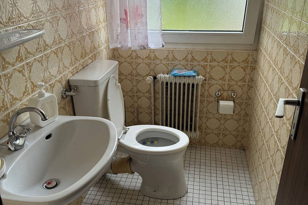 Ganze Wohnung, Große Wohnung nähe Ikea Br in Brackwede, Bielefeld