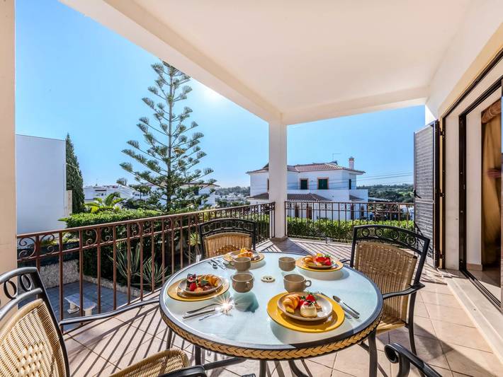 Villa pour 6 personnes, avec piscine et balcon à Portimão - 2