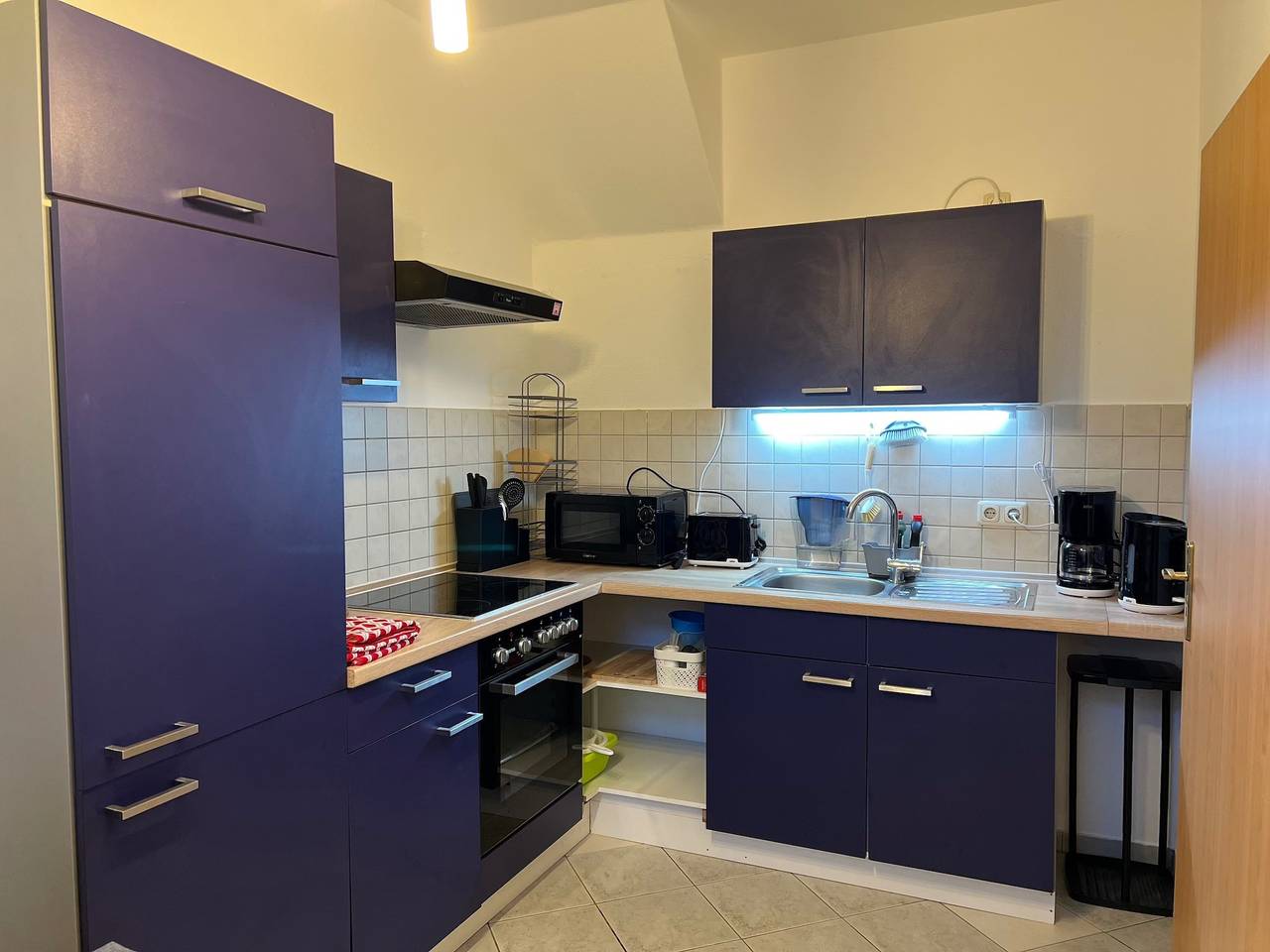 Ganze Wohnung, Luftiges City-Apartment in Zwickau in Zwickau, Chemnitz und Umgebung