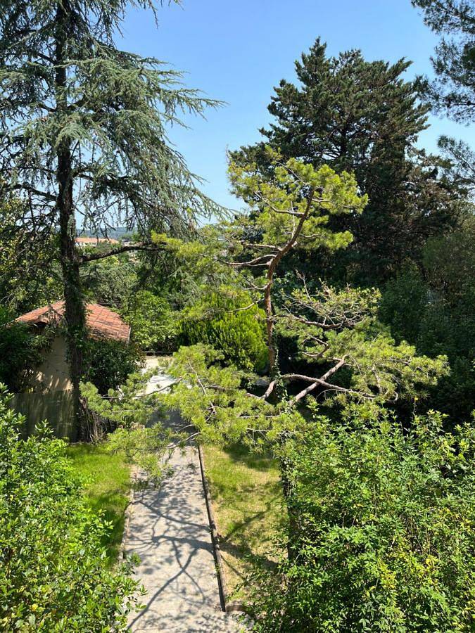 Chambre d’hôte pour 2 personnes, avec Terrasse ainsi que Jardin et Vue à Aix-en-Provence - 3