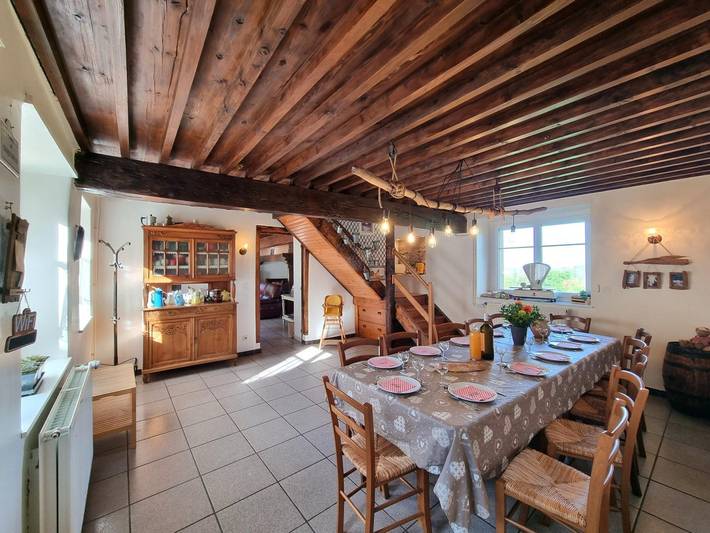 Amplia casa rural para 12 personas cerca de Lyon-Saint Étienne in Grammond, Montbrison