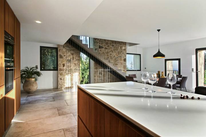 Location de vacances pour 8 personnes, avec jardin, animaux acceptés à Vence - 4