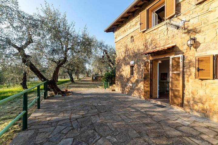Casa vacanza per 3 persone, con Terrazza e Giardino nonché Panorama a Dolceacqua