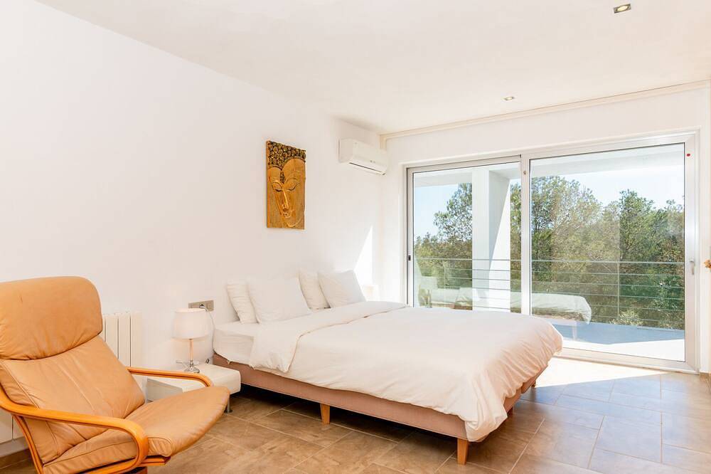 Stylish Villa Lucere with Private Pool and A/C close to Sitges in Olivella, Garraf