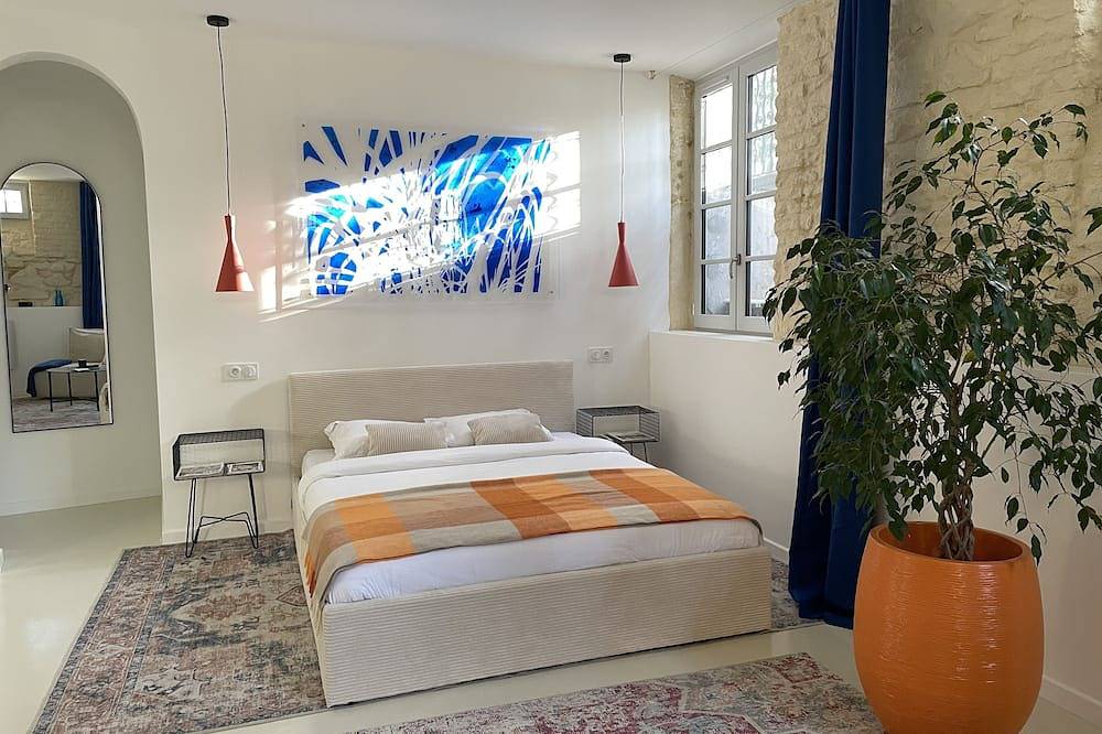 Ganze Wohnung, Studio Arty en Sous-sol Niché au Cœur dun Immeuble Remarquable Face aux Parcs! in Vichy, Vichy und Umgebung