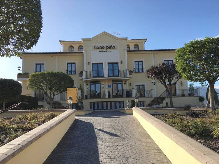 Maison de campagne pour 3 personnes, avec bassin pour enfant et jacuzzi ainsi que jardin et piscine à Loja - 3