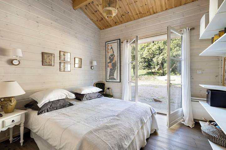 Location de vacances pour 8 personnes, avec terrasse, animaux acceptés à Aigues-Vives (Hérault) - 3