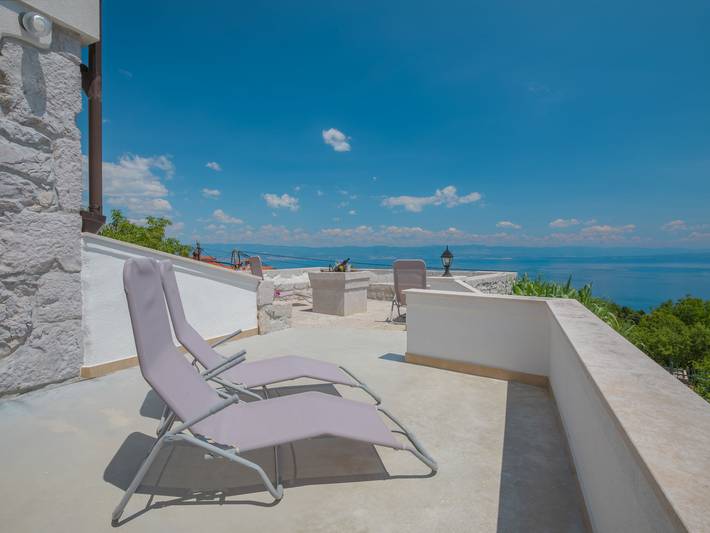 Ferienhaus für 6 Personen, mit Terrasse und Garten in Moscenicka Draga