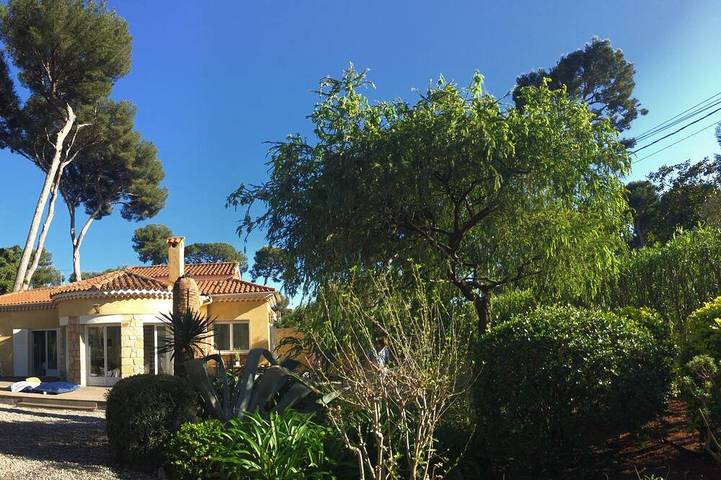 Villa für 6 Personen, mit Garten und Terrasse in Cap d’Antibes