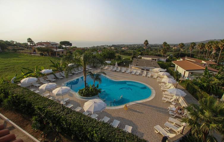 Ferienwohnung für 2 Personen, mit Whirlpool und Pool in Faro Capo Vaticano