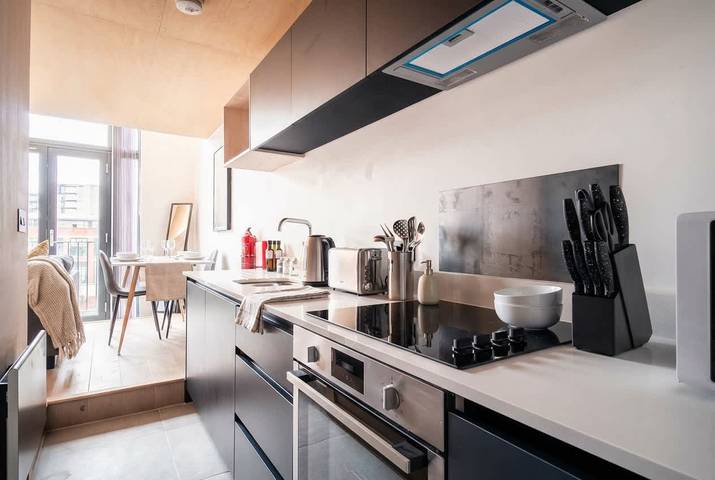 Ganze Wohnung, Stunning 2 Bedroom Manchester Apartment w Balcony in Manchester, Greater Manchester